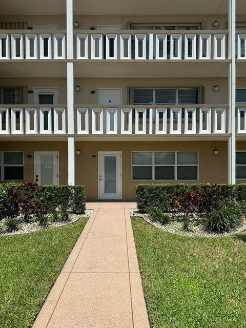 252 Southampton C West Palm Beach FL 33417