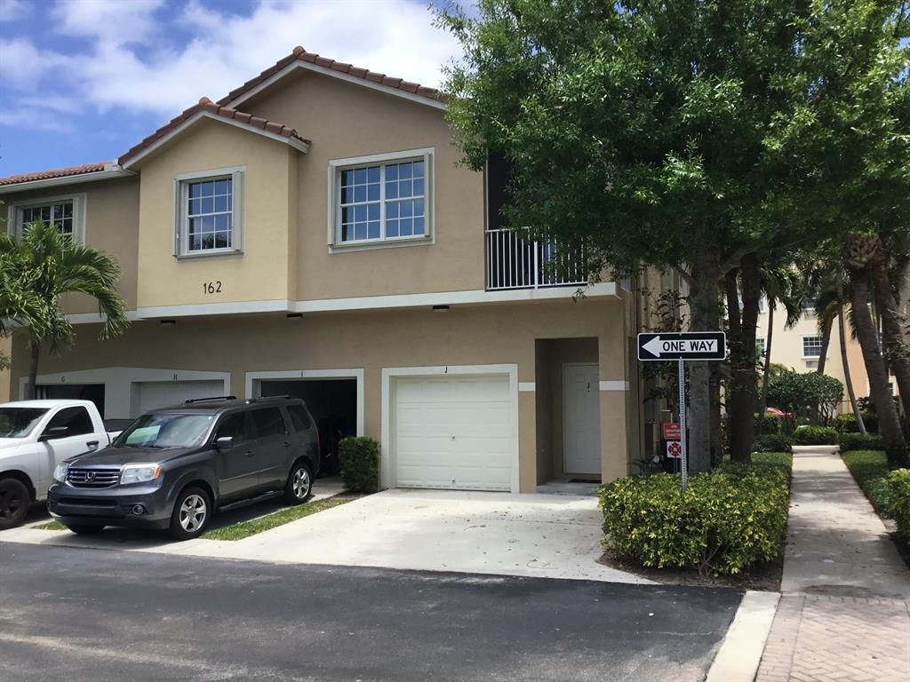Photo of 162 Village Boulevard #J, Tequesta, FL 33469 (MLS # R10740902)