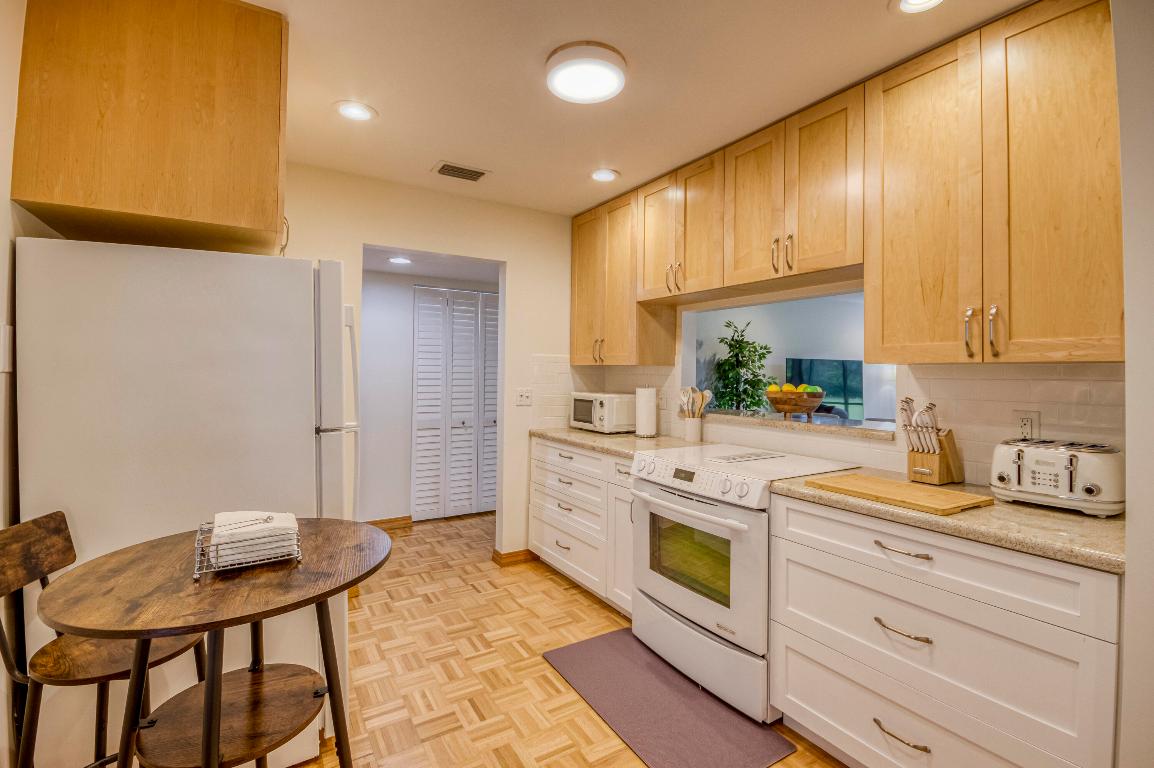 Riverbend - Residential Lease