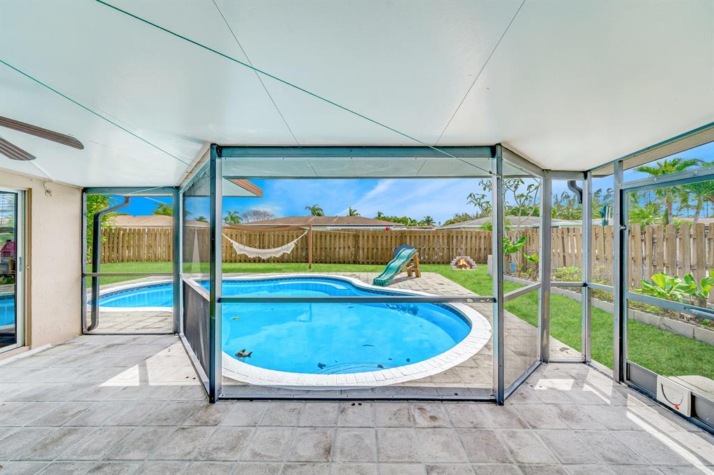 HOLIDAY CITY - Residential