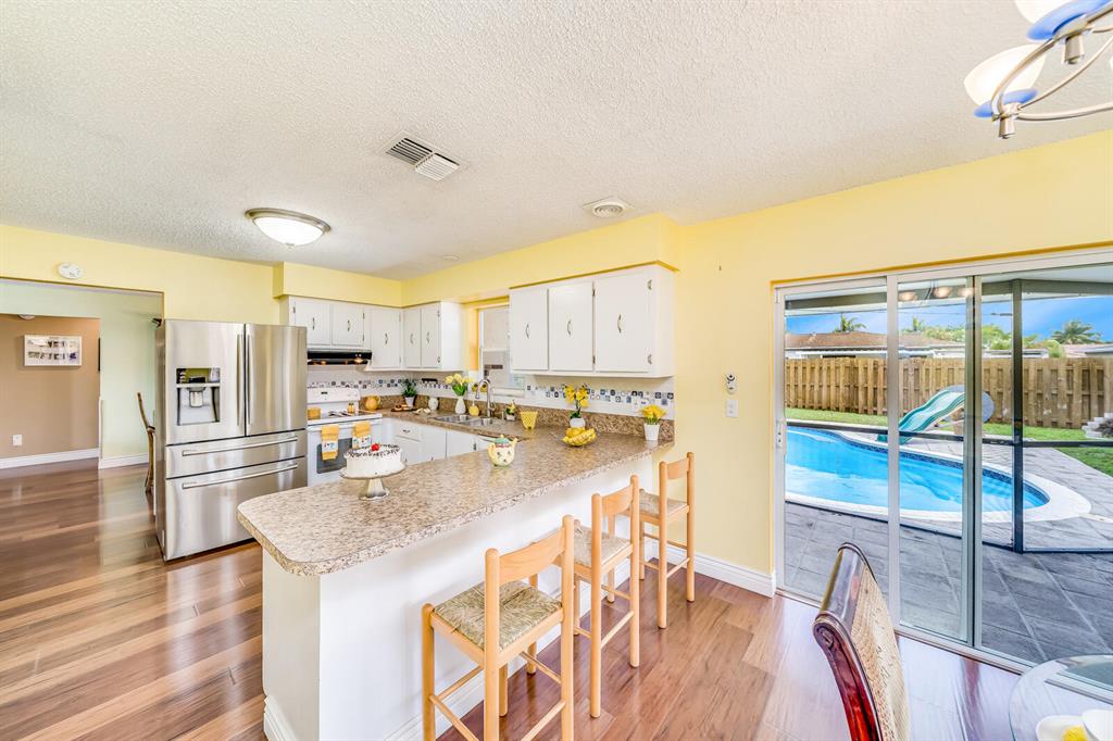 HOLIDAY CITY - Residential