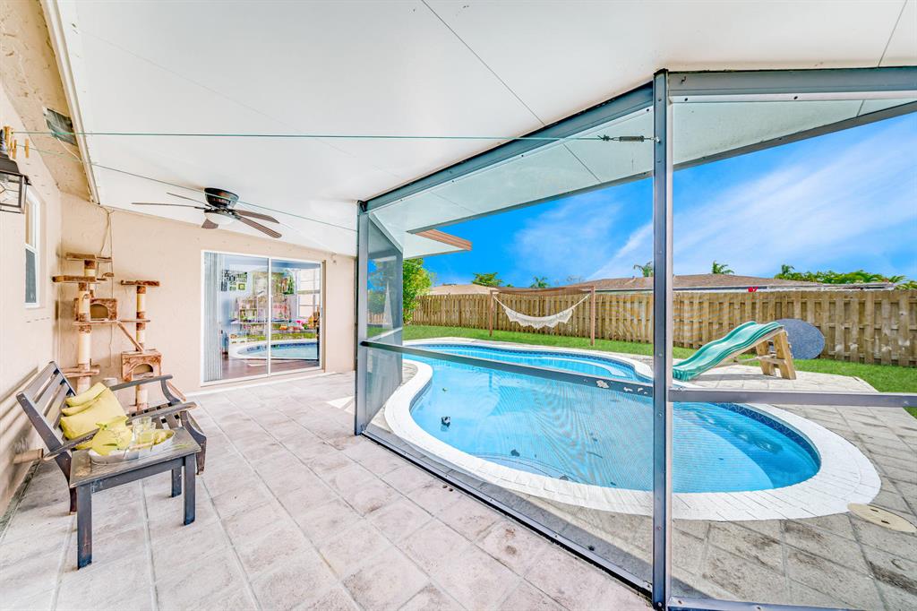 HOLIDAY CITY - Residential