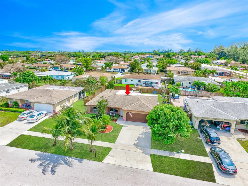 HOLIDAY CITY - Residential