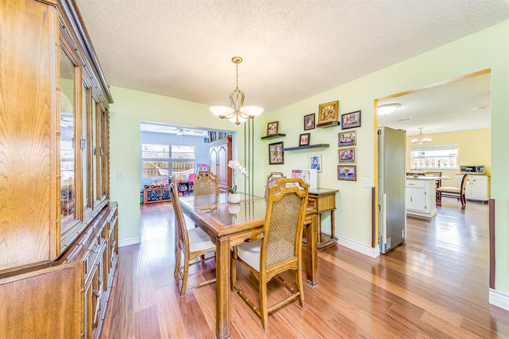 HOLIDAY CITY - Residential