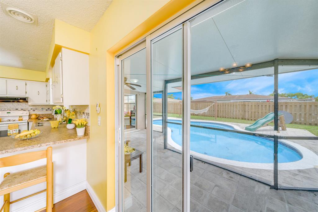 HOLIDAY CITY - Residential