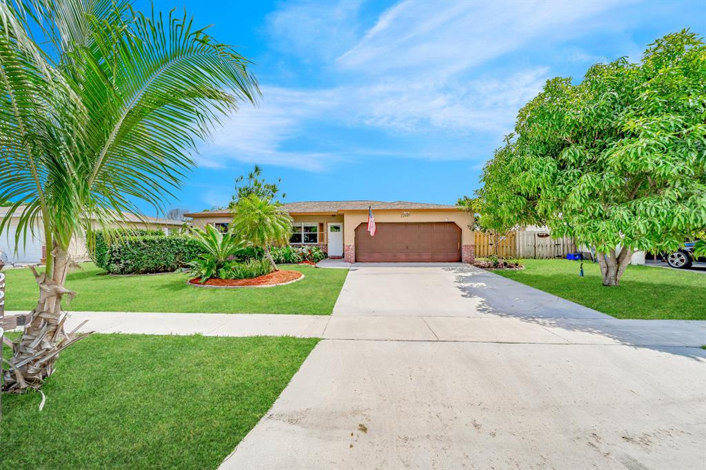 HOLIDAY CITY - Residential