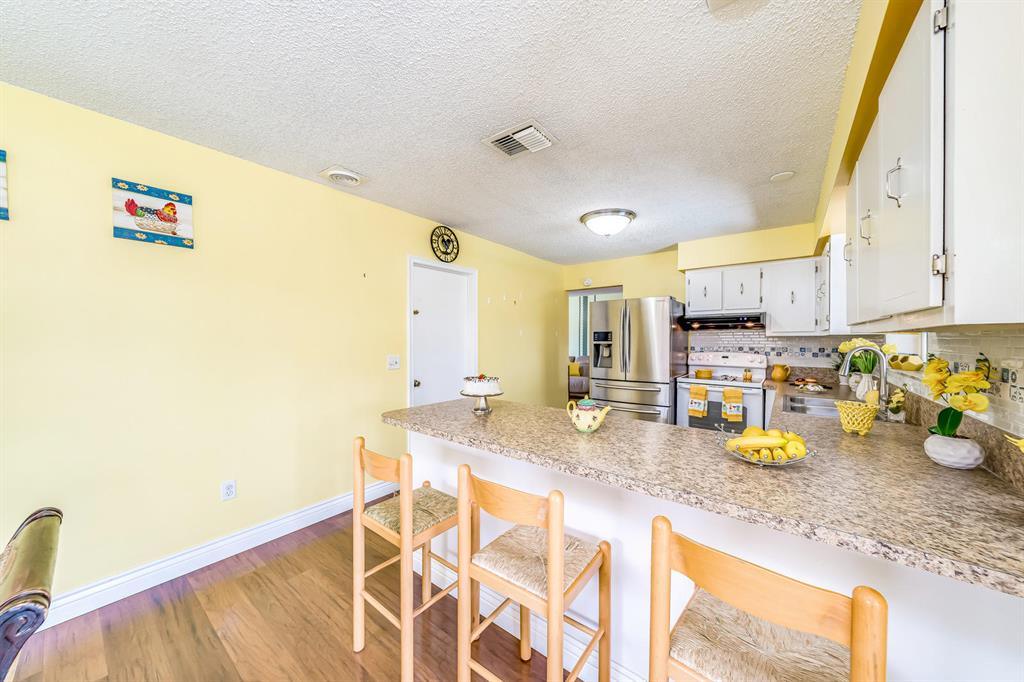 HOLIDAY CITY - Residential