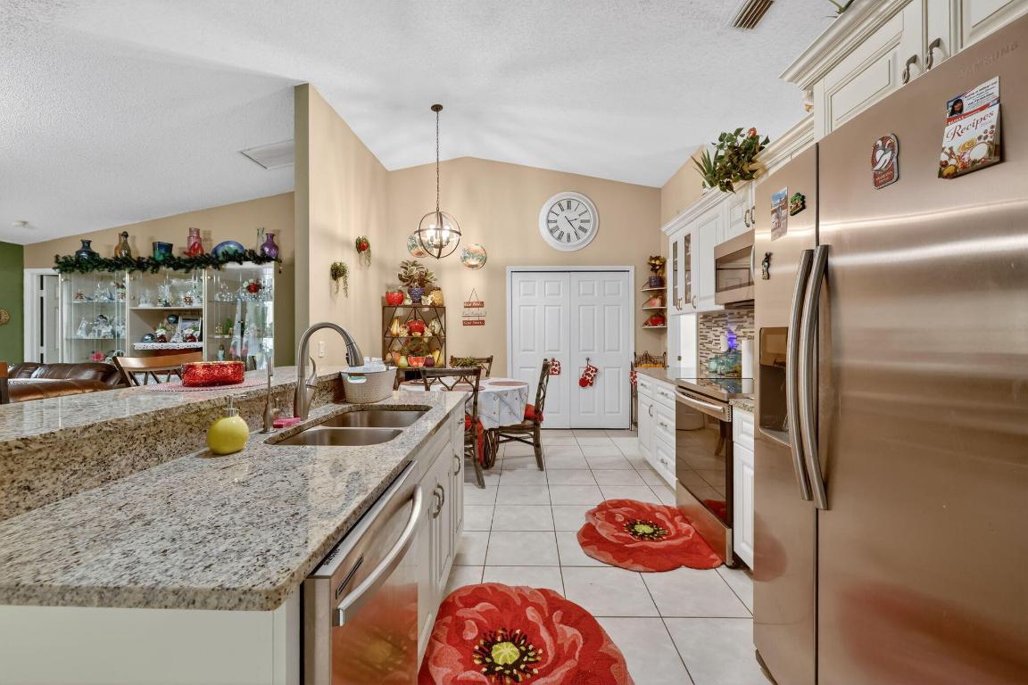 PORT ST LUCIE SECTION 7 - Residential