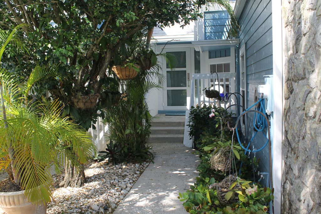 Photo of 1120 Ocean Dunes Circle, Jupiter, FL 33477 (MLS # B26033200)