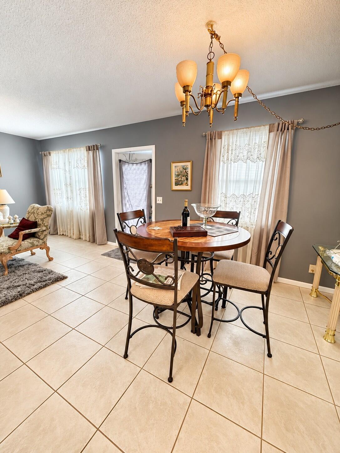 3079 EXETER E