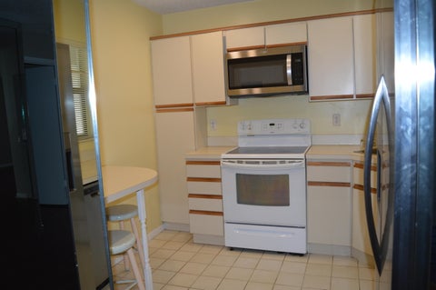 Tiny photo for 3511 Cocoplum Circle, Coconut Creek, FL 33063 (MLS # B26034057)