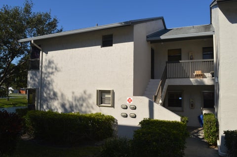 Photo of 3511 Cocoplum Circle, Coconut Creek, FL 33063 (MLS # B26034057)