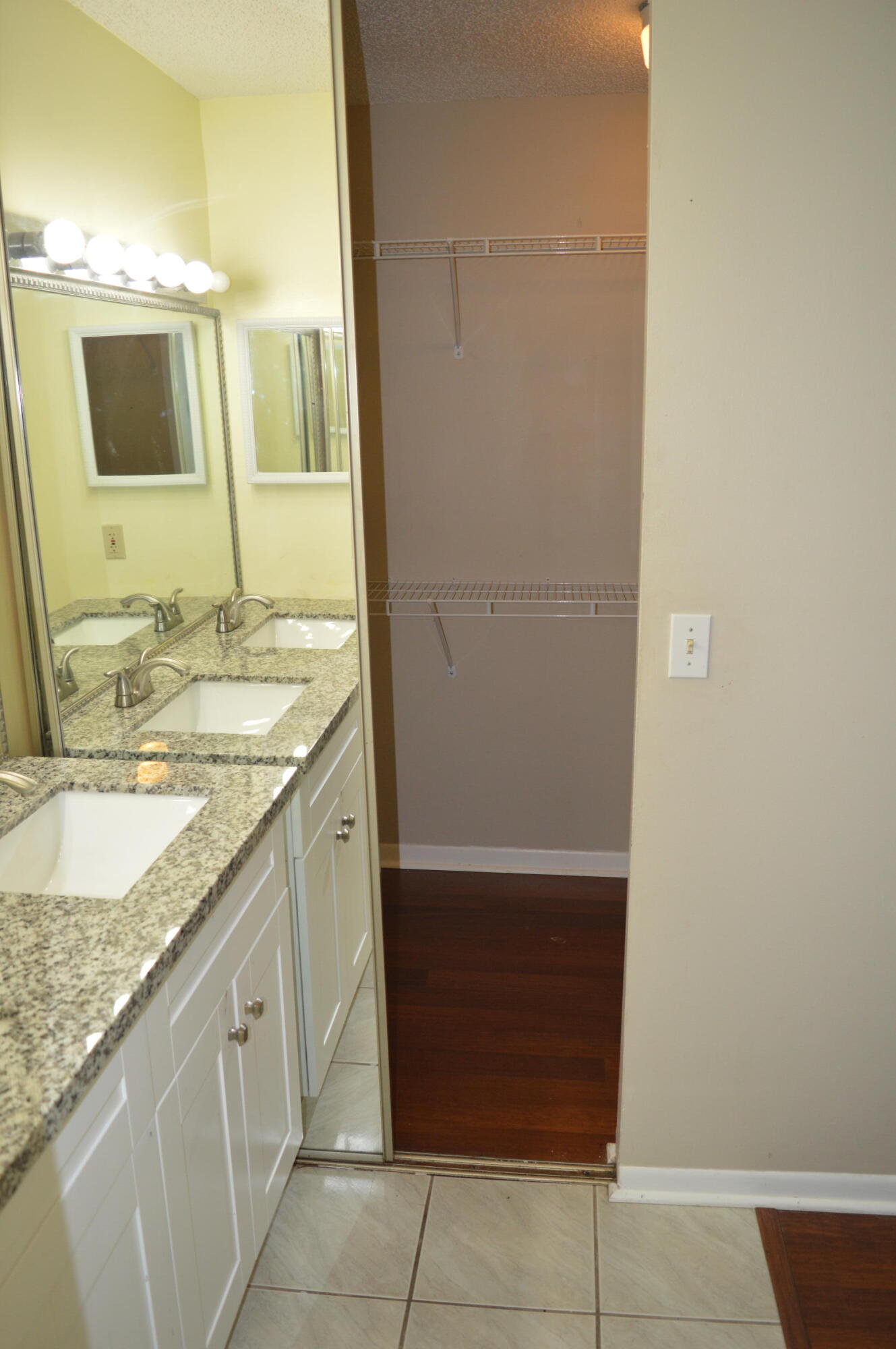 KARANDA VILLAGE I-D CONDO - Residential