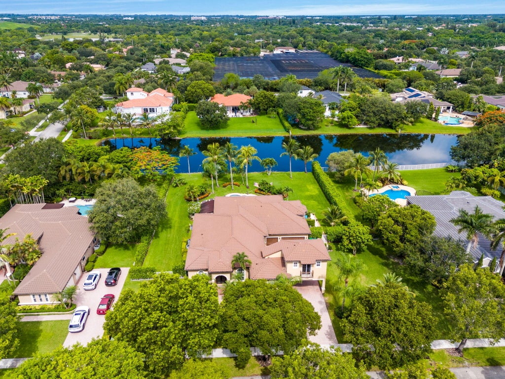 Photo of 3263 SW 138th Way, Davie, FL 33330 (MLS # B26048858)
