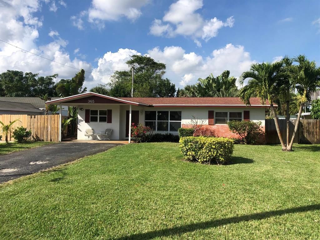Photo of 365 Garden Boulevard, Palm Beach Gardens, FL 33410 (MLS # R10762401)