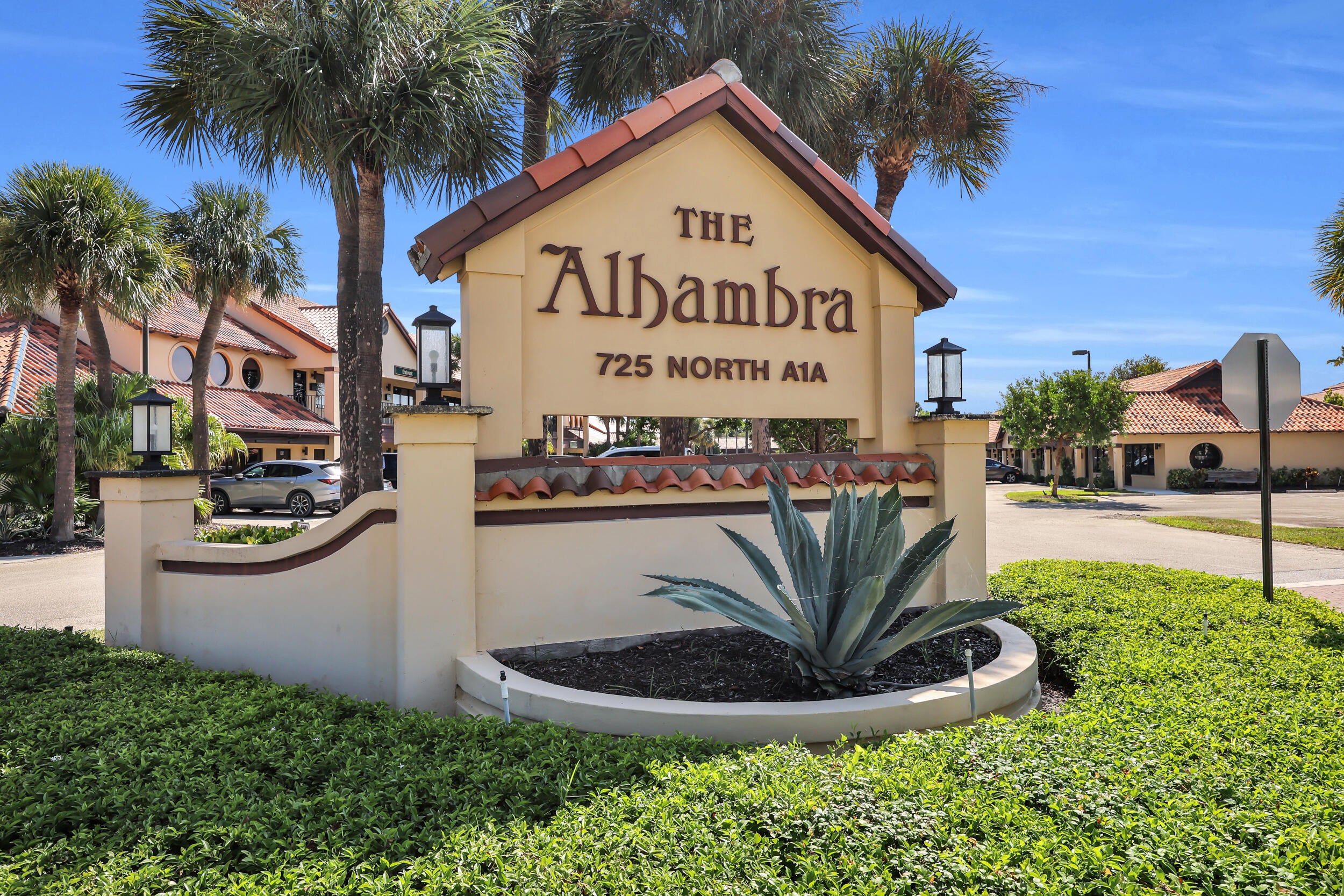 725 N HIGHWAY A1A C119