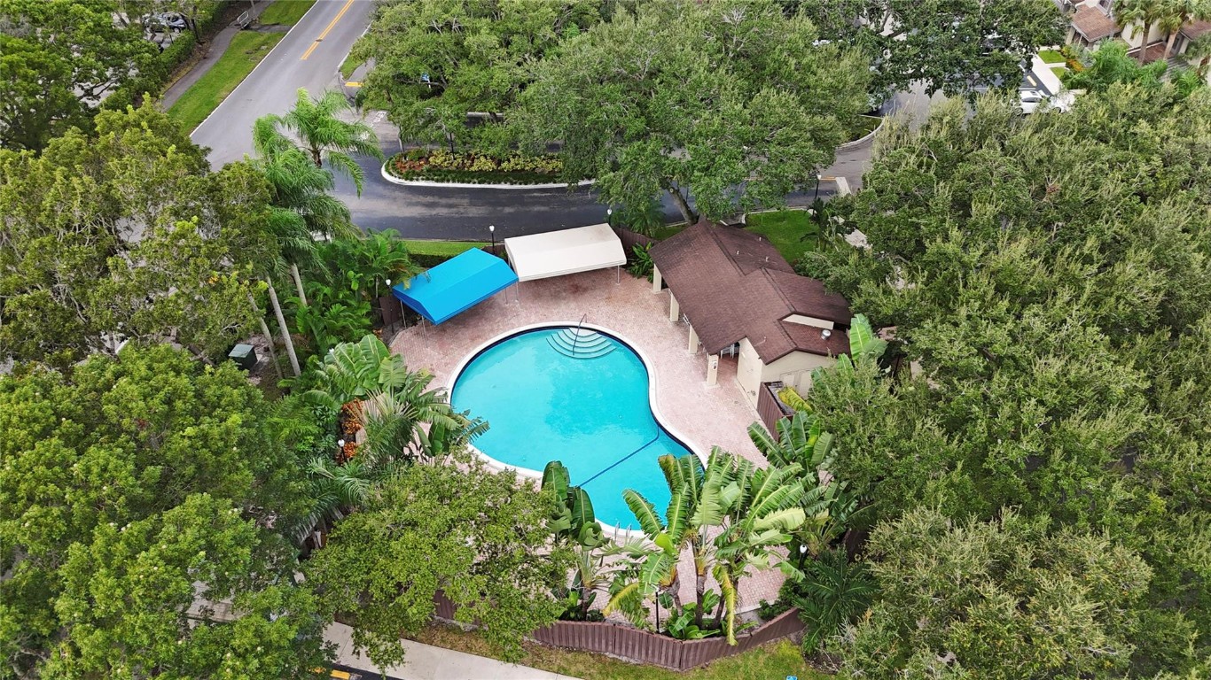 Baywood Village Iii-B Con - Residential Lease