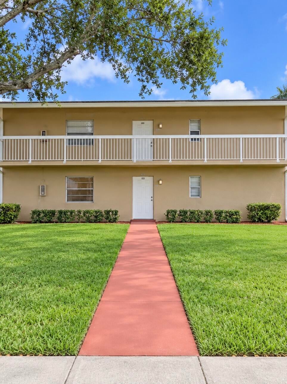 Photo of 10113 TWIN LAKES Drive #24-E, Coral Springs, FL 33071 (MLS # B26076190)