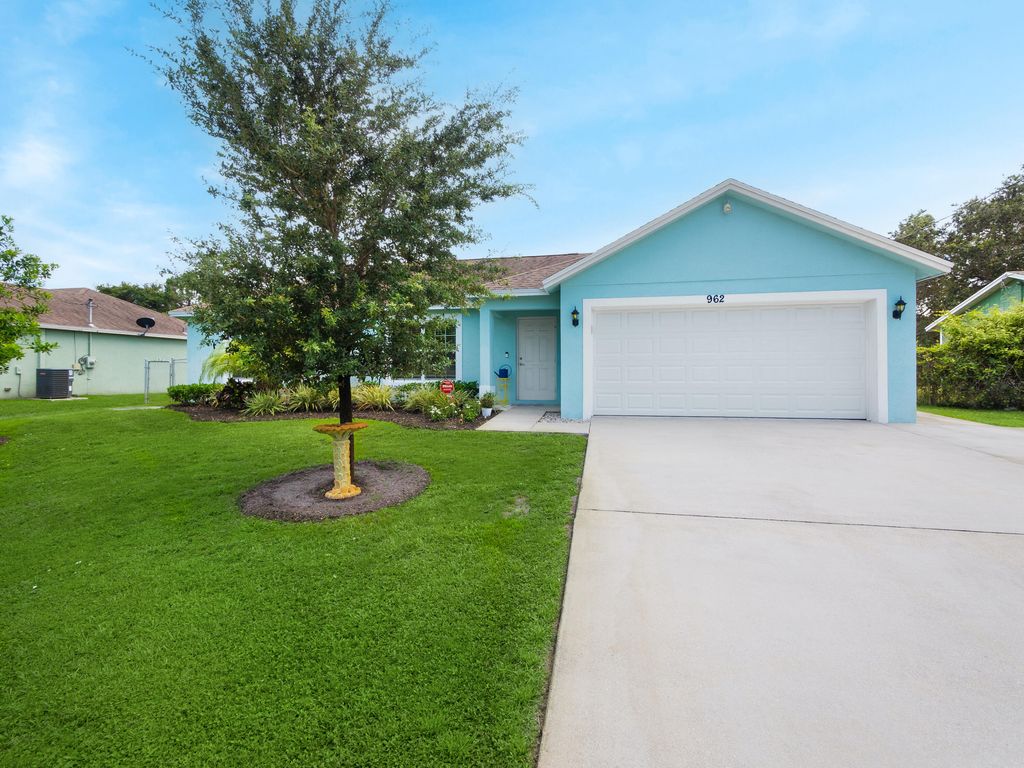 Photo of 962 SW Provincetown Lane Ln, Port St Lucie, FL 34953 (MLS # R10817942)