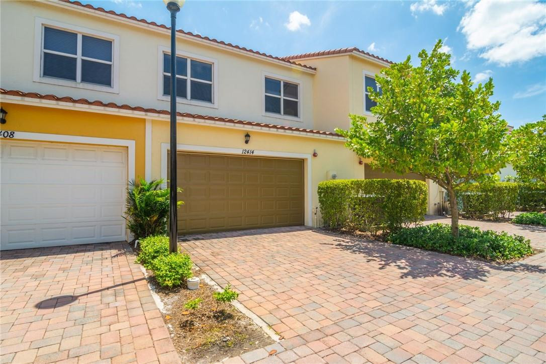 CENTRA FALLS - Residential Lease