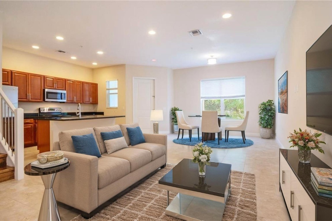 CENTRA FALLS - Residential Lease