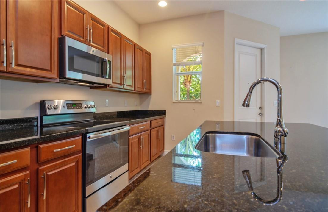 CENTRA FALLS - Residential Lease