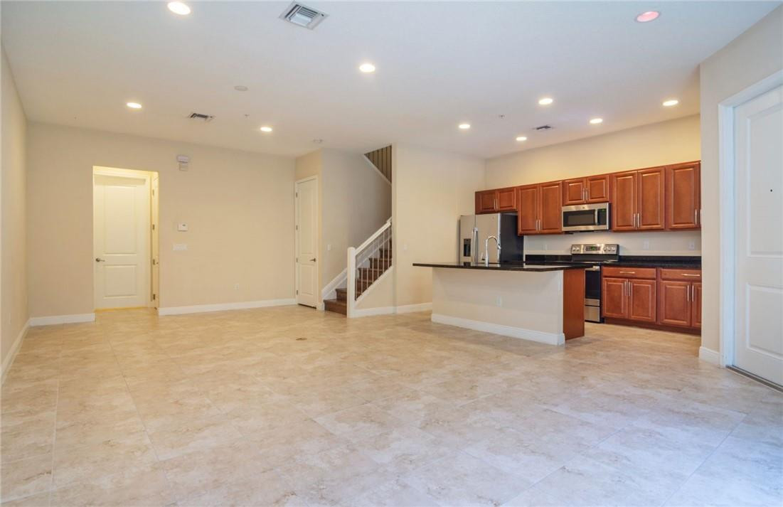 CENTRA FALLS - Residential Lease