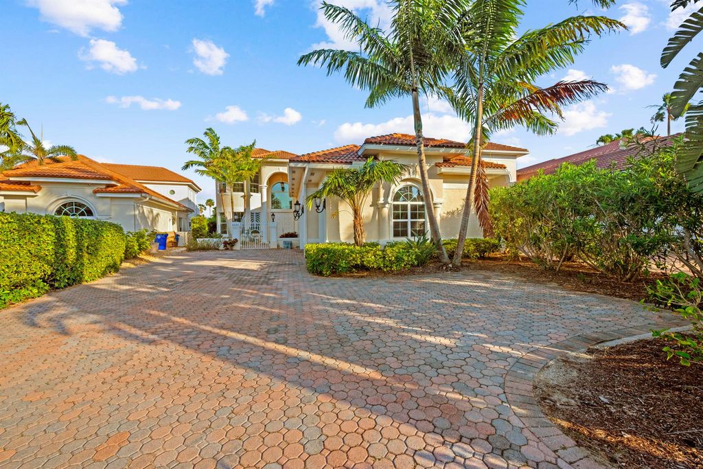 Photo of 6530 SE South Marina Way, Stuart, FL 34996 (MLS # R10979399)