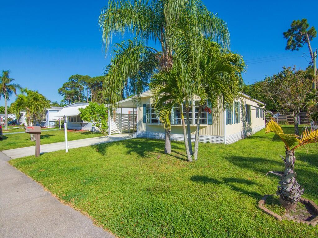 Spanish Lakes Riverfront - Residential