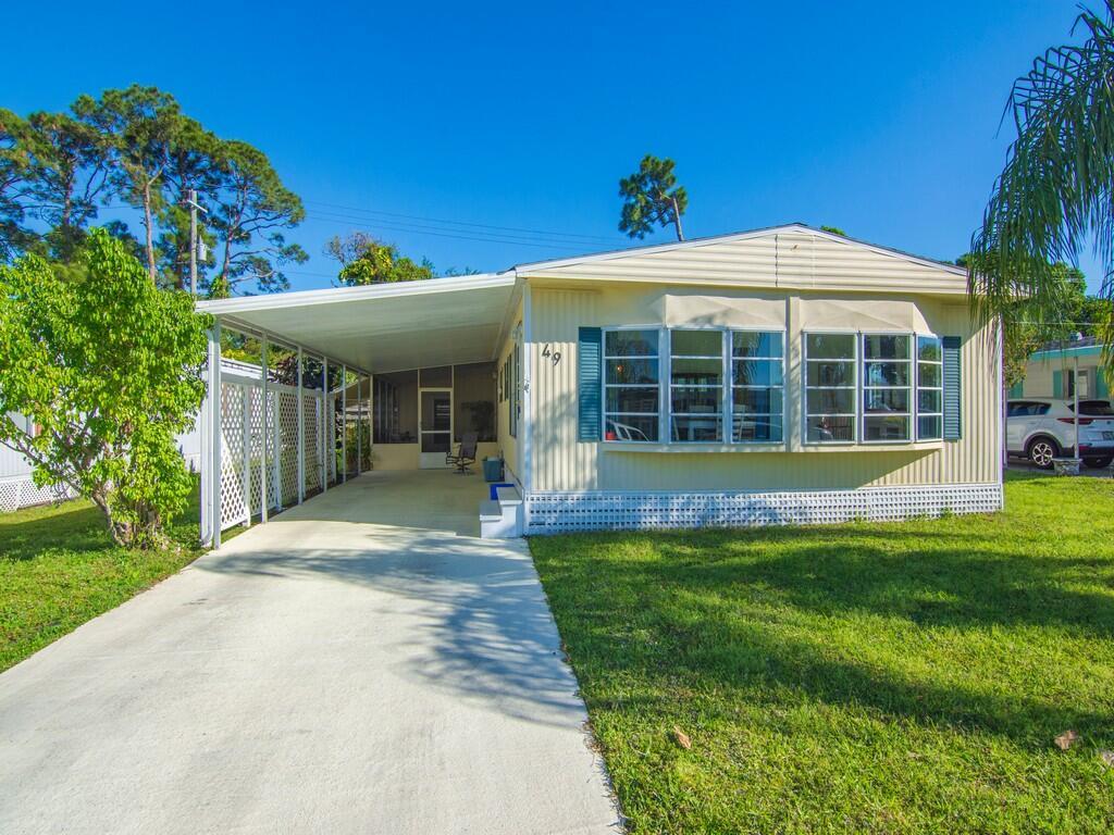 Spanish Lakes Riverfront - Residential