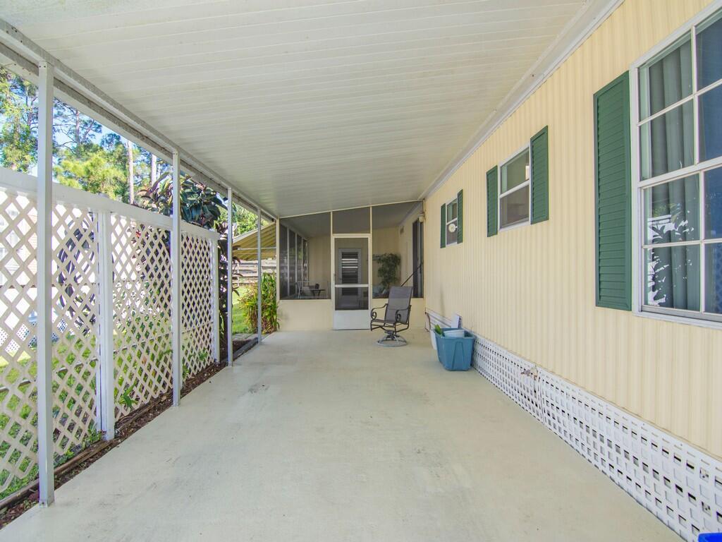 Spanish Lakes Riverfront - Residential