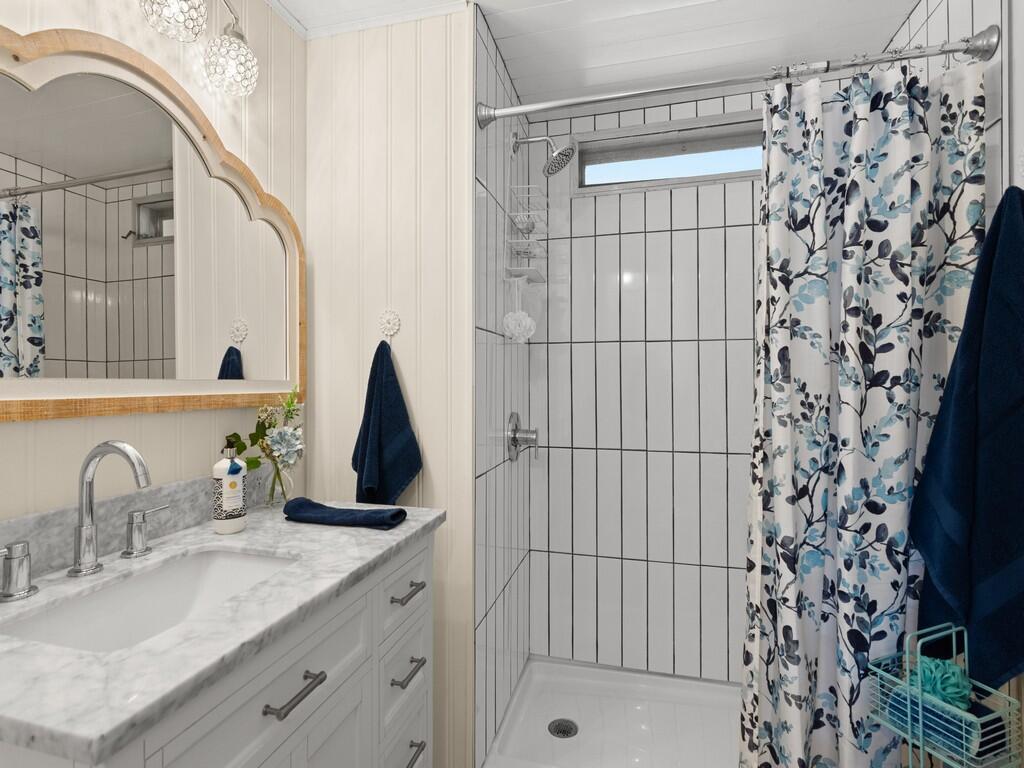 Spanish Lakes Riverfront - Residential