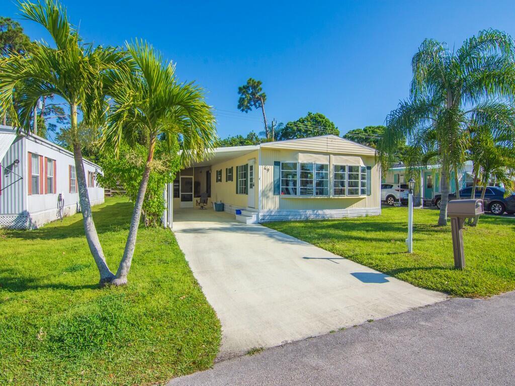 Spanish Lakes Riverfront - Residential