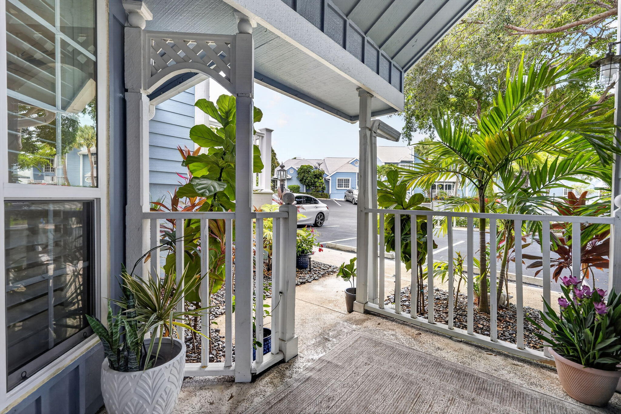 706 Ocean Dunes Circle