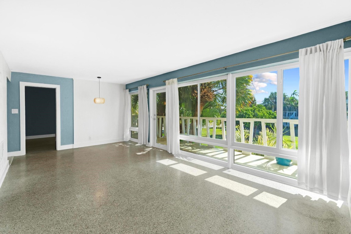 Lighthouse Bay - Residential