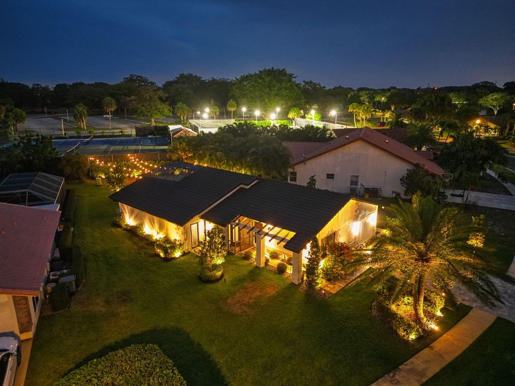 Photo of 19590 Sea Pines Way, Boca Raton, FL 33498 (MLS # F10506509)