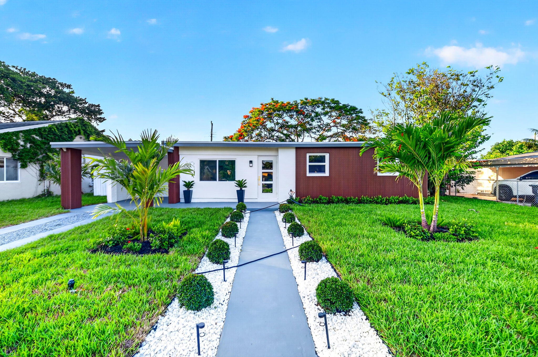 3947 Pensacola Drive