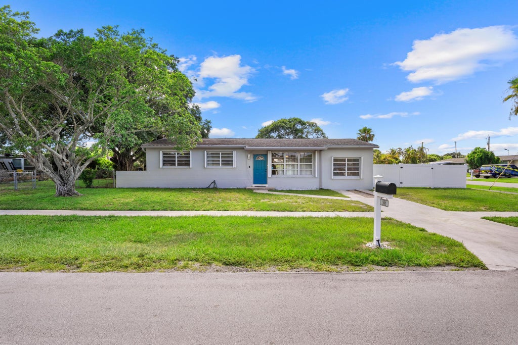 Photo of 153 Abaco Drive, Palm Springs, FL 33461 (MLS # B26044718)