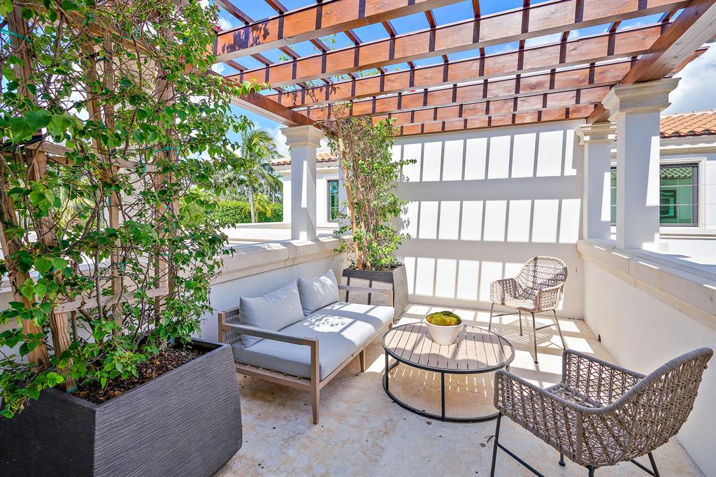 ROYAL PARK - Residential