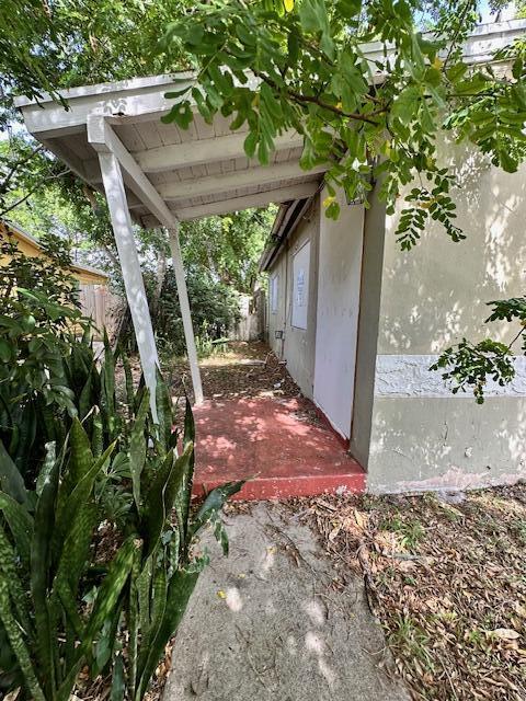 4719 Pinewood Avenue