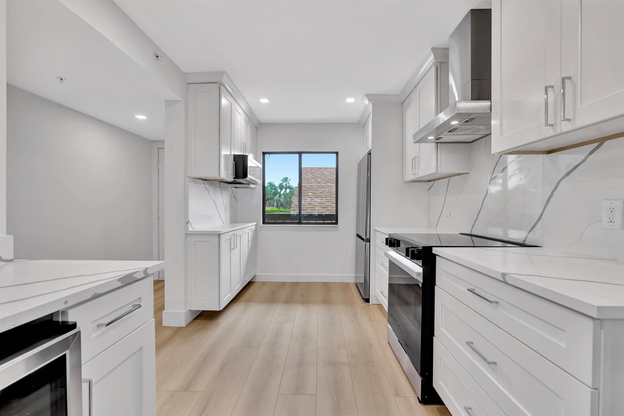 MARINA AT THE BLUFFS COND - Residential Lease