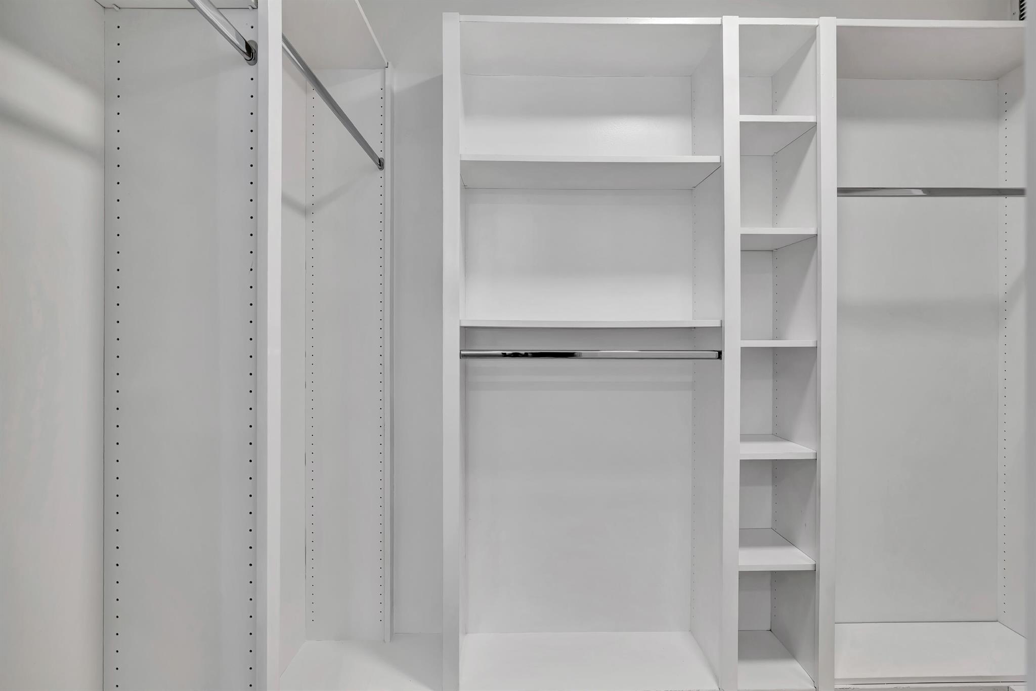 MARINA AT THE BLUFFS COND - Residential Lease