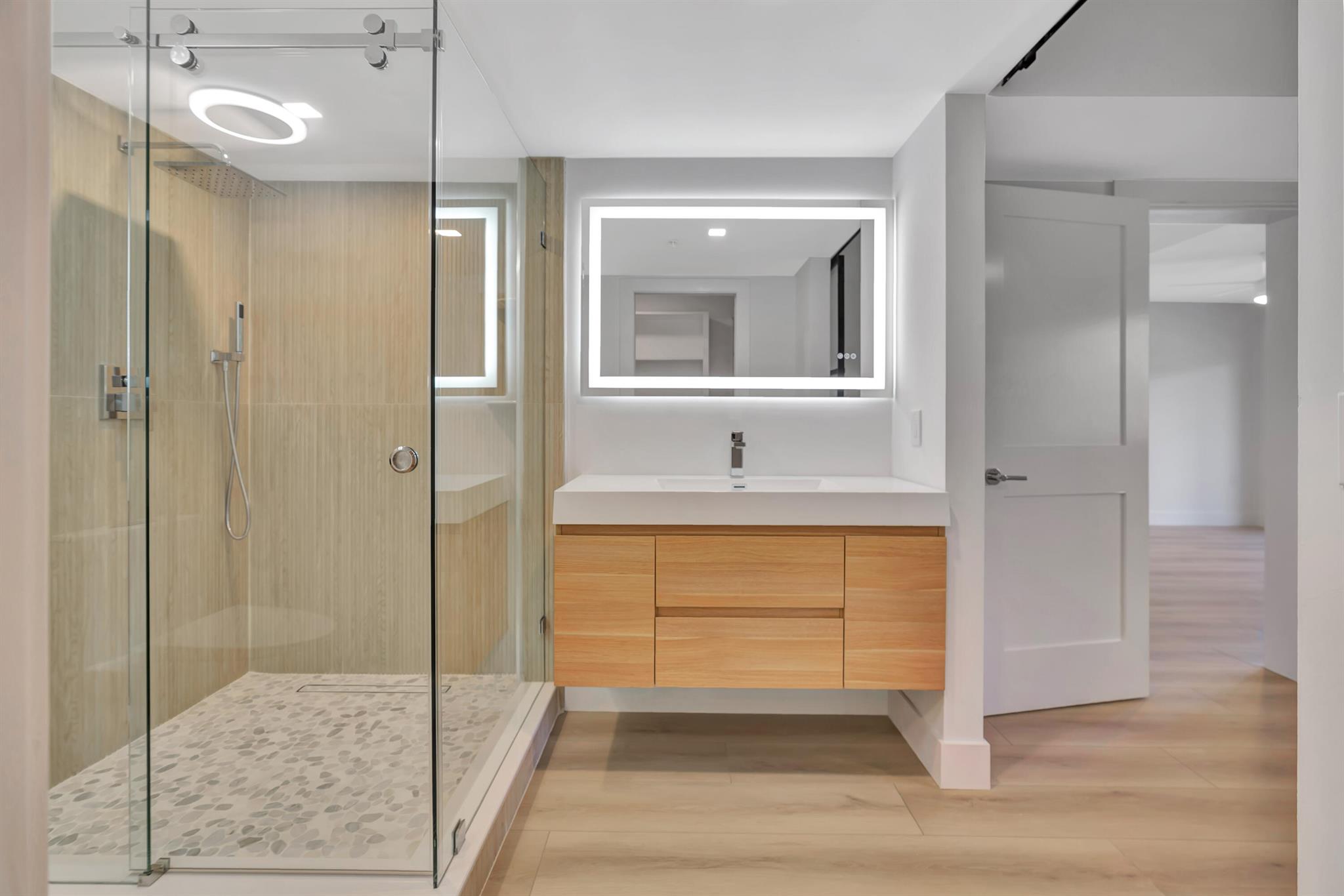 MARINA AT THE BLUFFS COND - Residential Lease