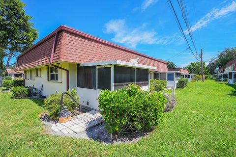 Tiny photo for 1990 NE 33RD Street #3, Lighthouse Point, FL 33064 (MLS # B26082578)