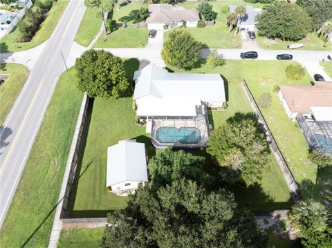 Tiny photo for 410 10TH Court, Vero Beach, FL 32962 (MLS # B26089644)