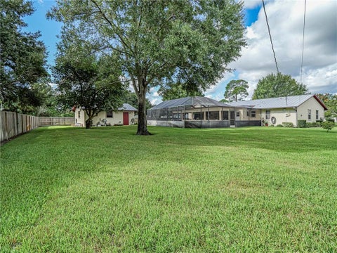 Tiny photo for 410 10TH Court, Vero Beach, FL 32962 (MLS # B26089644)