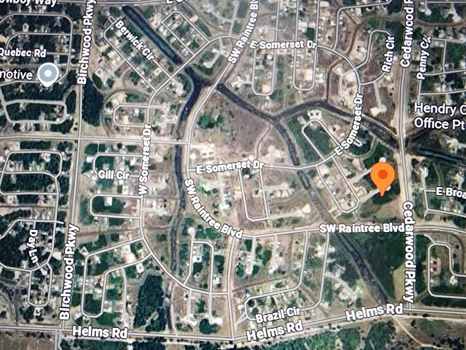 Port Labelle unit 7 - Land