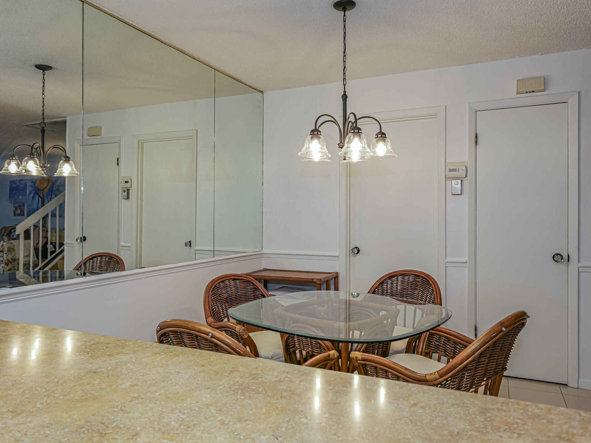 TROPIC GROVES VILLAS J - Residential