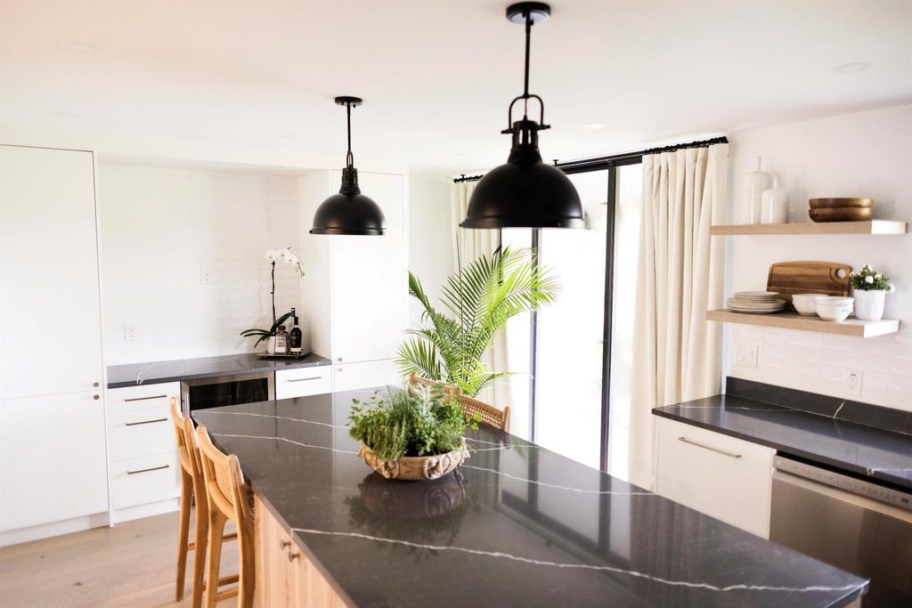 Photo of 104 Old Meadow Way, Palm Beach Gardens, FL 33418 (MLS # R11027011)