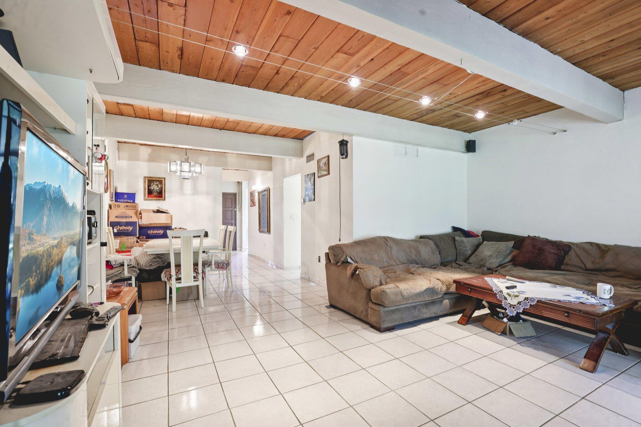 19232 NE 25th Avenue 221b